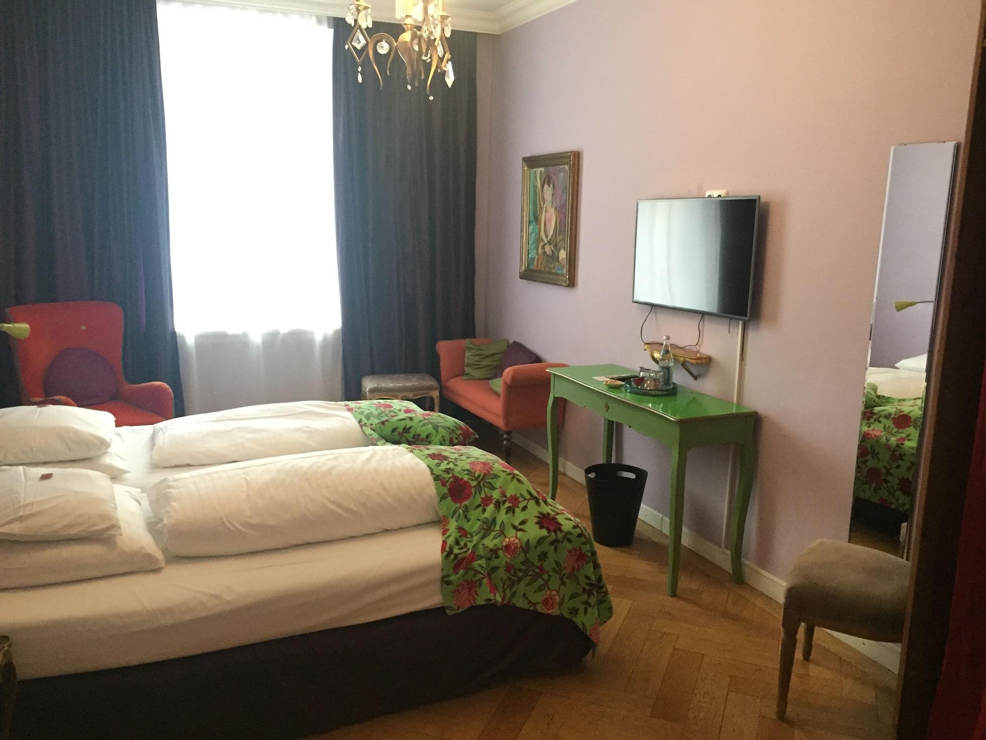 Hotel In