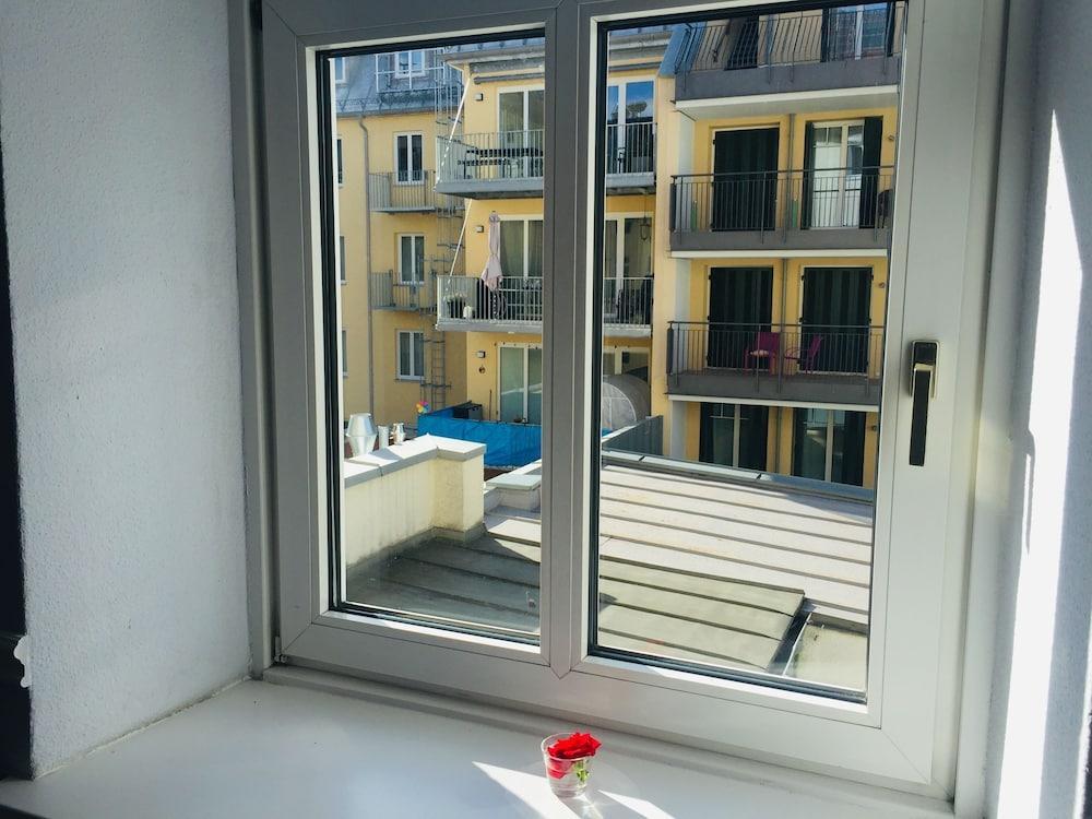 Hotel In 3*